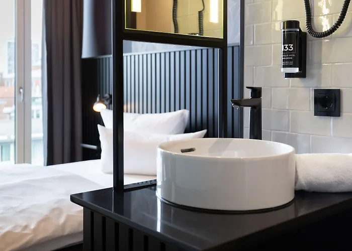 Hotel 133 Boutique 3*